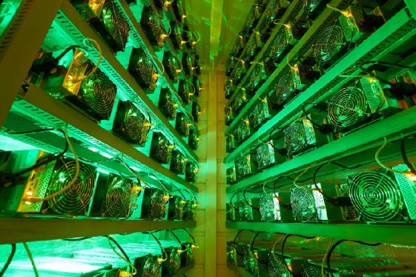 Bitcoin miner Hut 8 revenue declined by $18.3 million in Q2