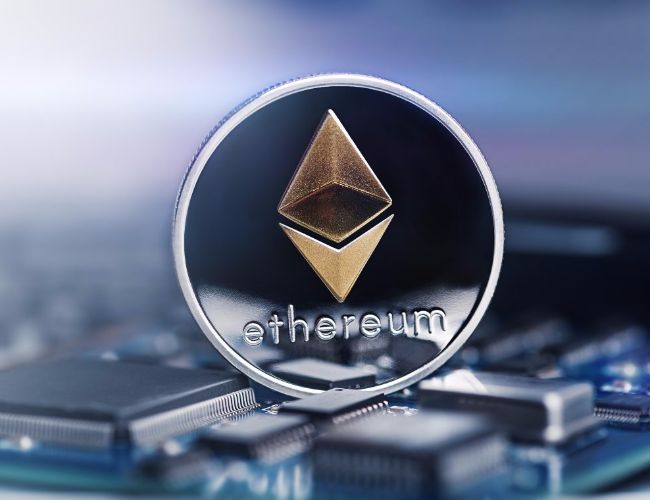 Ethereum Price Prediction: Will Ascending Triangle Momentum Propel ETH to $3,400? Ethereum Price Prediction: Will Ascending Triangle Momentum Propel ETH to $3,400?