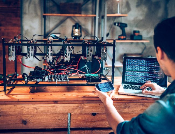 11 Bitcoin miners may not mine profitably post halving: Cantor Fitzgerald